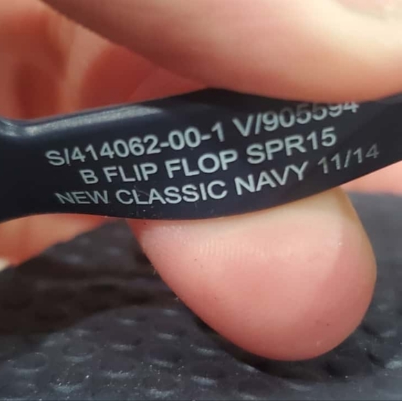 Baby GAP Flip Flops Size 0-3M Baby Navy Flip Flops - Picture 7 of 9